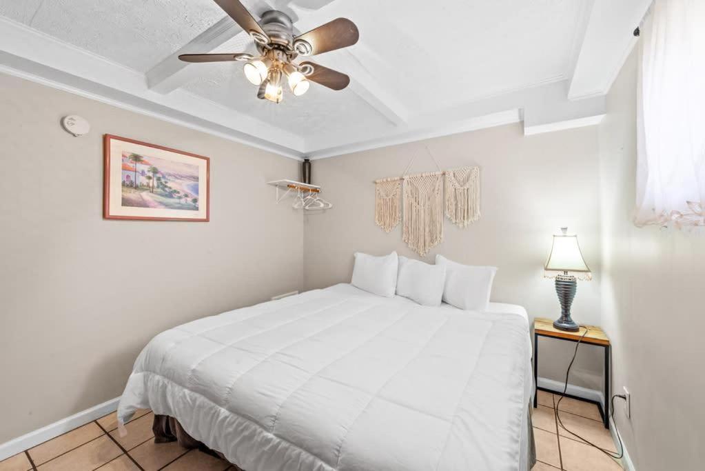 Appartement 1Br With Pool Parking Pets Next To Beach 6 à Myrtle Beach Extérieur photo