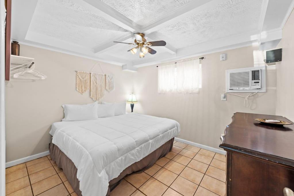 Appartement 1Br With Pool Parking Pets Next To Beach 6 à Myrtle Beach Extérieur photo